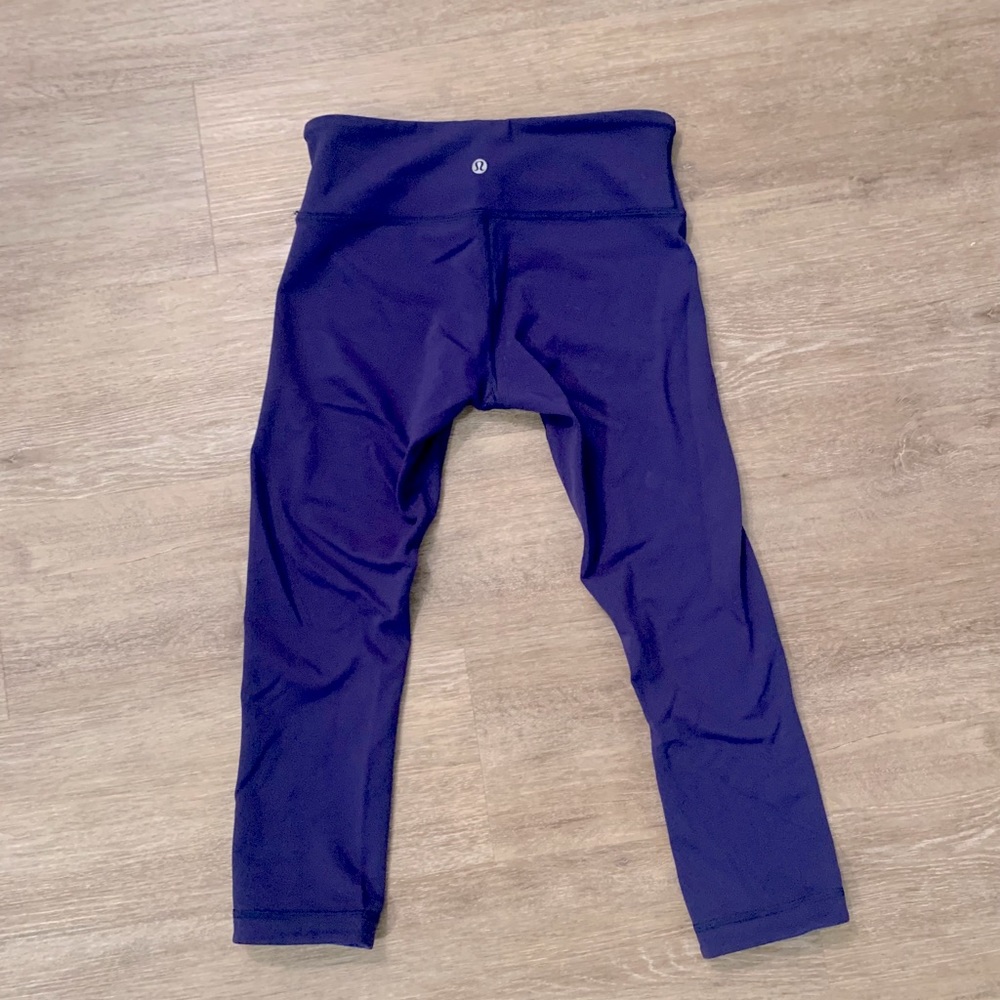 Lululemon reversible blue crop leggings